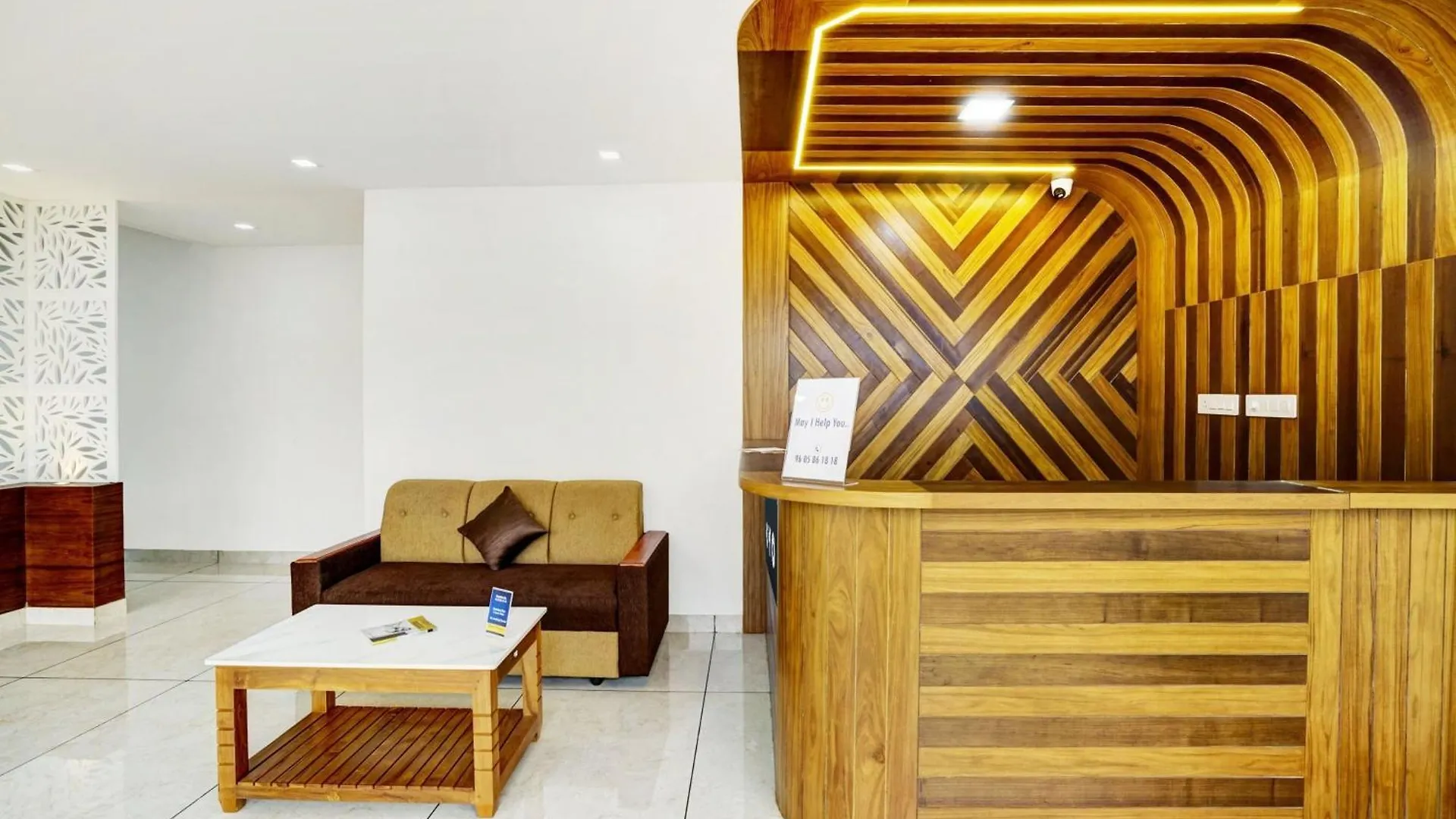 Hotel O Grand Parassini Pappinisseri
